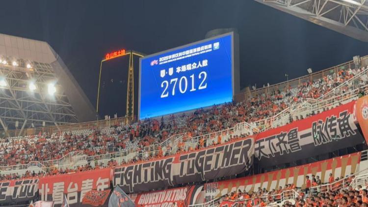 锋线上的泽, 不面对的困, 在对阵副班 锋线上的泽, 不面对的困, 在对阵副班