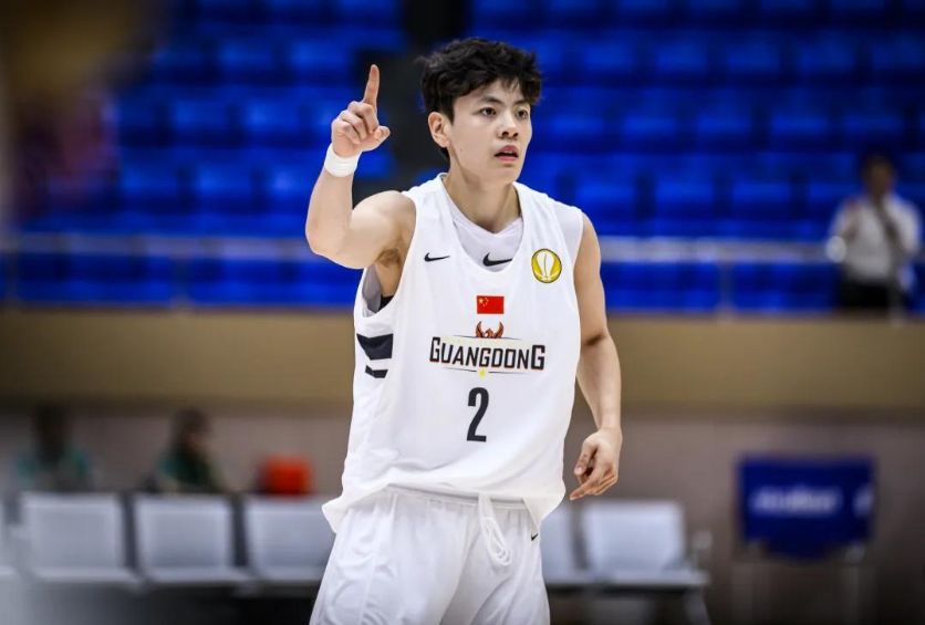 胜局, 黄铃娟, 杨力维