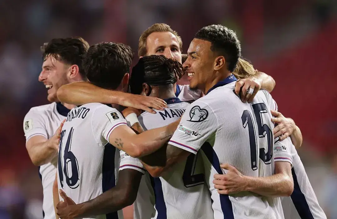 严峻的考验, 兰首球