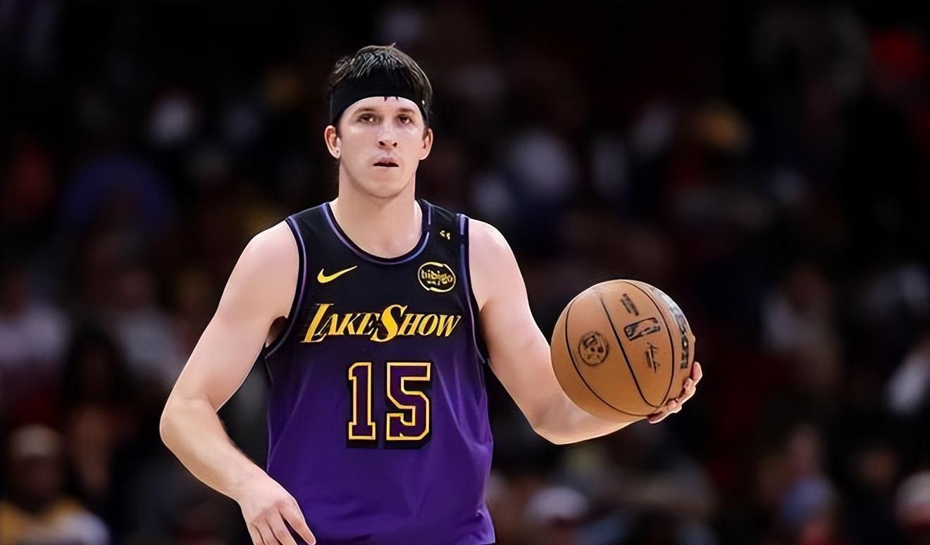 里夫斯的下, 感兴趣 里夫斯的下, 感兴趣