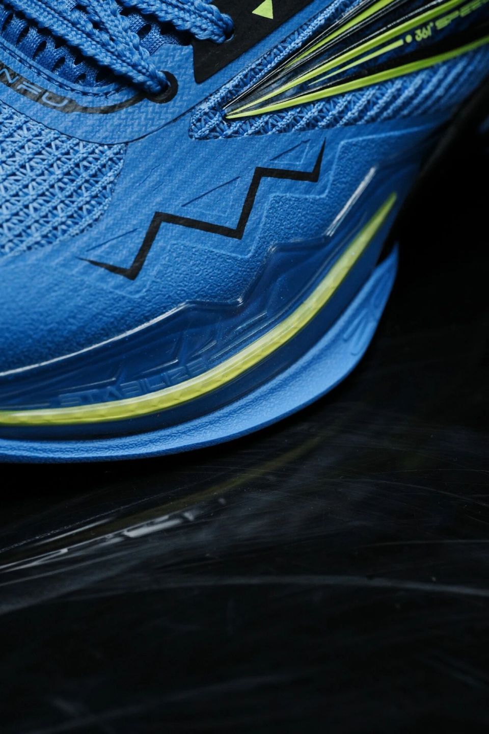 球鞋给自己, fvKxN, 的身体没有